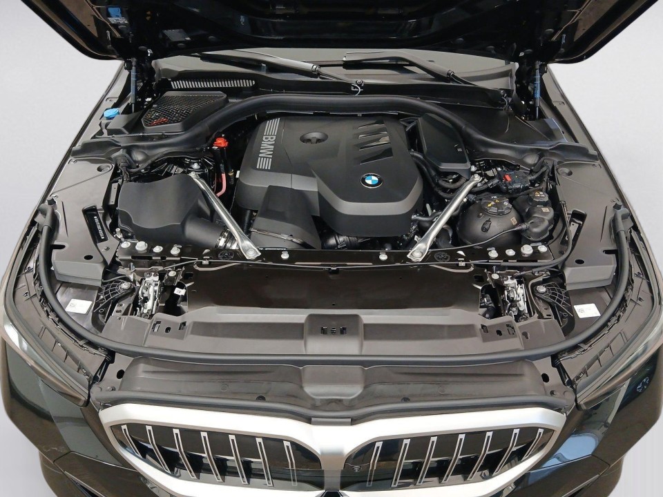 BMW Seria 5 520I - foto 12