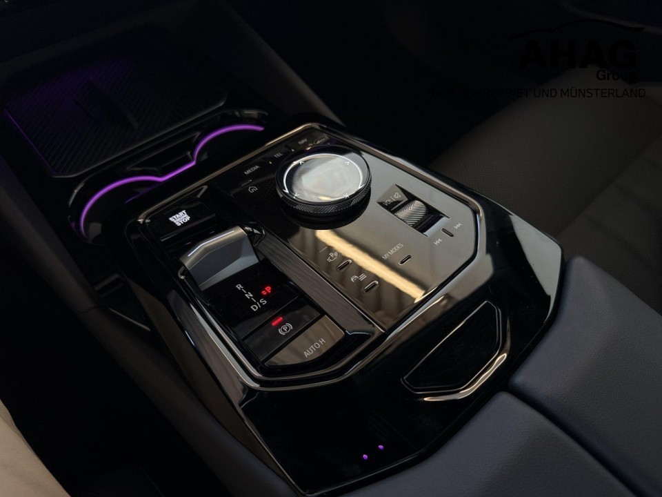 BMW 5 Series 2025 — imagine 20