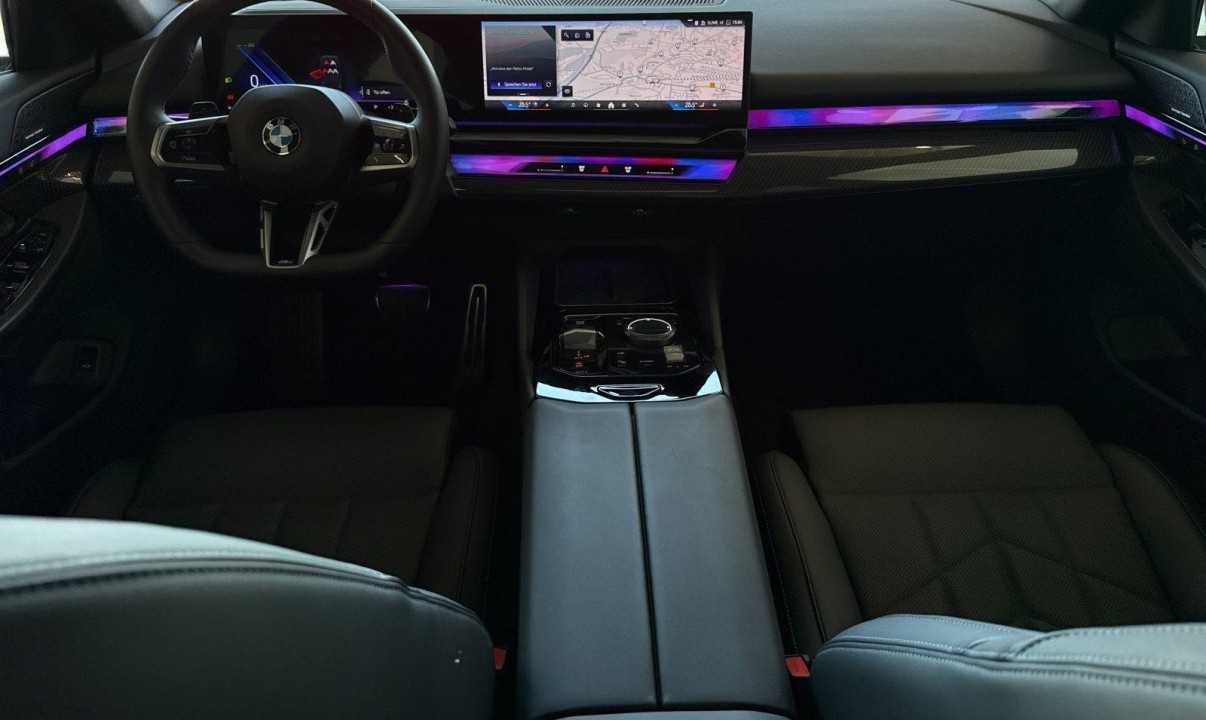 BMW 5 Series 2025 — imagine 19