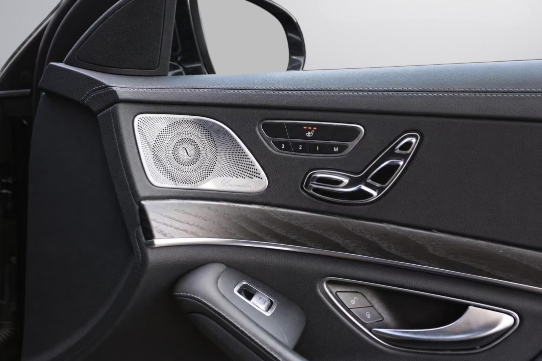 Mercedes-Benz S 400d 4MATIC AMG - foto 20
