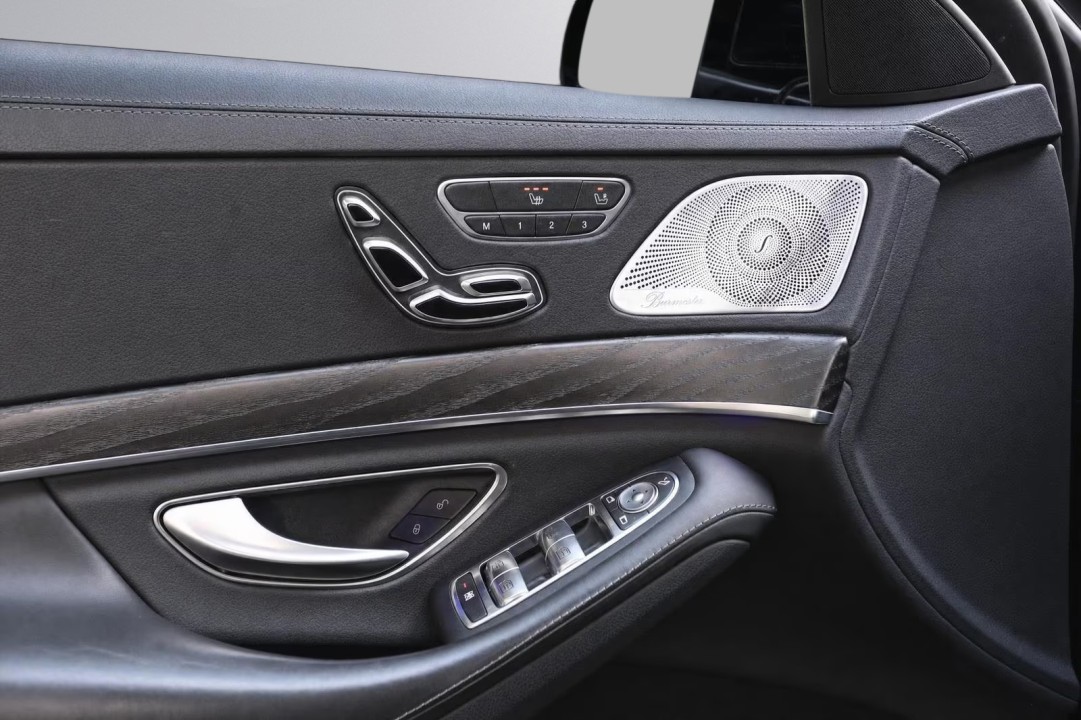 Mercedes-Benz S 400d 4MATIC AMG - foto 25