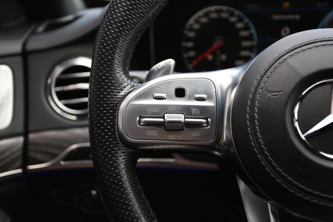 Mercedes-Benz S 400d 4MATIC AMG - foto 16