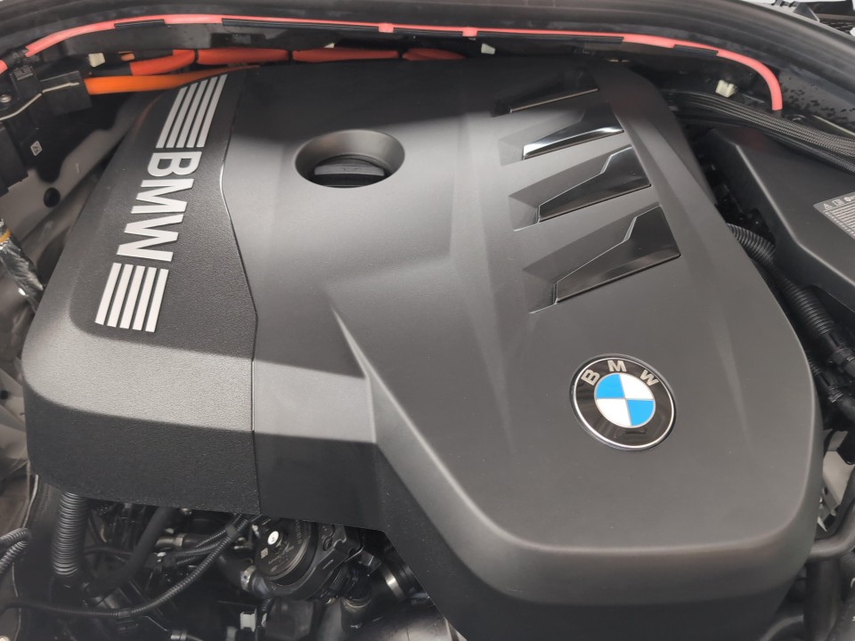 BMW X3 xDrive30e M-Sport - foto 11