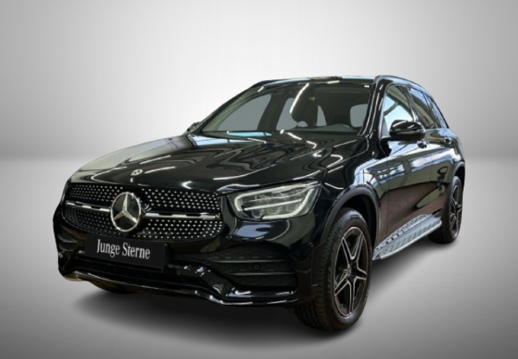 Mercedes-Benz GLC 300e 4MATIC AMG Line (3)