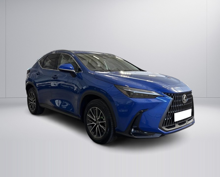 Lexus Seria NX 450h+ AWD