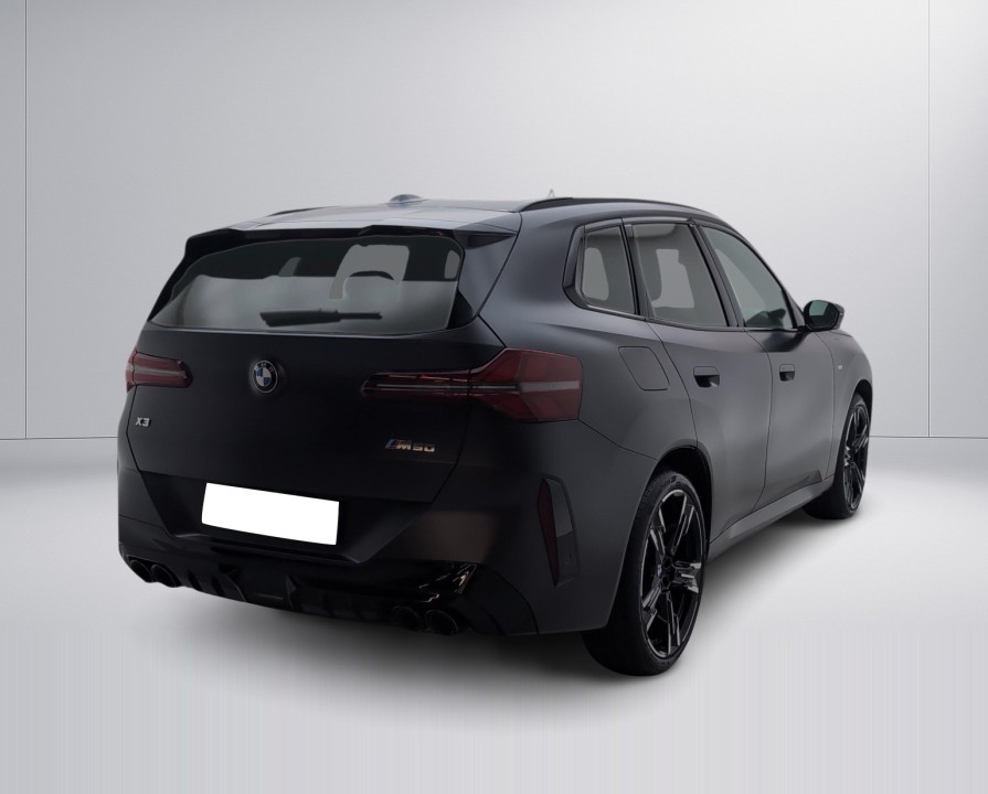 BMW X3 M50 (3)