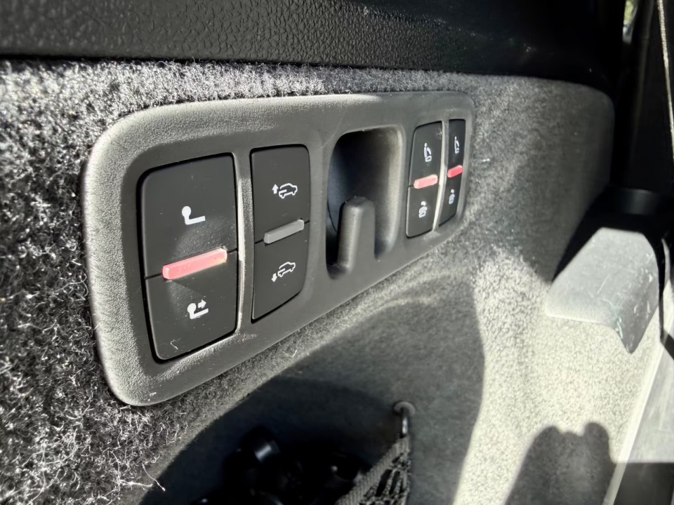 Audi SQ7 4.0TDI - foto 19