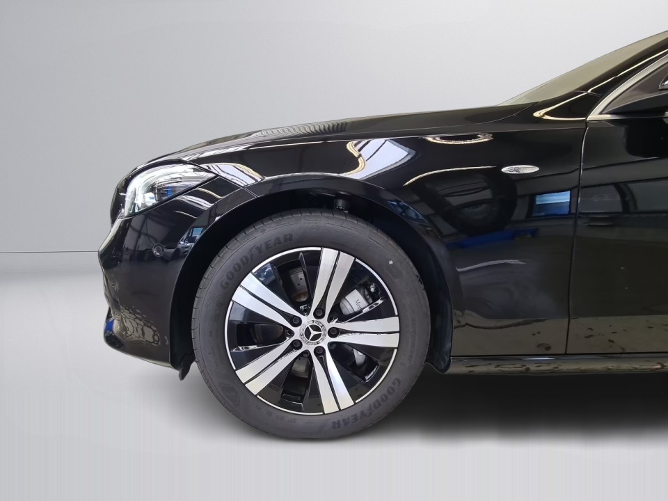 Mercedes-Benz C 300de 4MATIC - foto 19