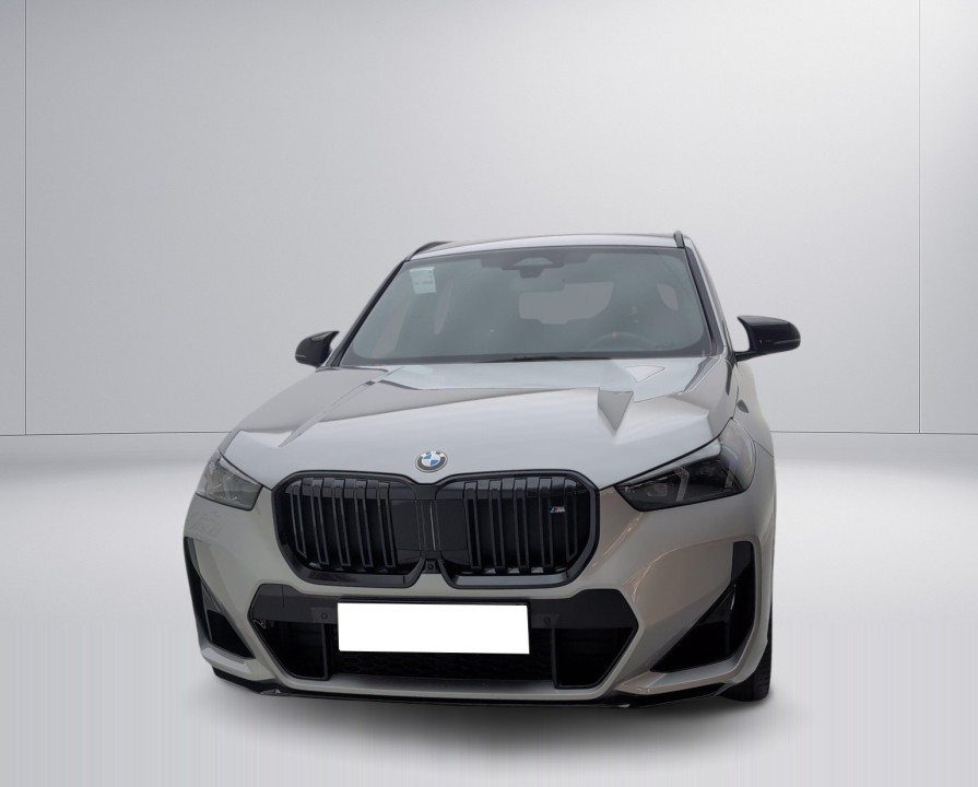 BMW X1 M35i xDrive (2)