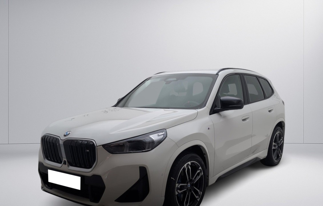 BMW X1 M35i xDrive (2)