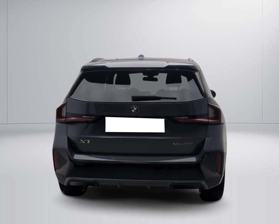 BMW X1 xDrive23i M-Sport (5)