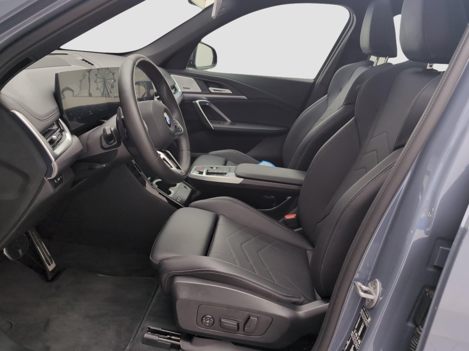 BMW X1 xDrive23i M-Sport - foto 8