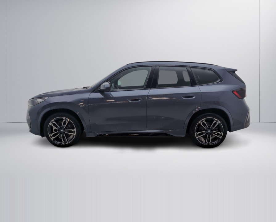 BMW X1 xDrive23i M-Sport (3)