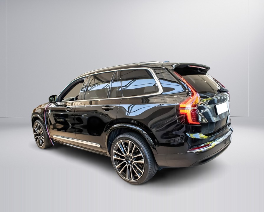 Volvo XC 90 T8 Recharge AWD Ultra Bright (3)