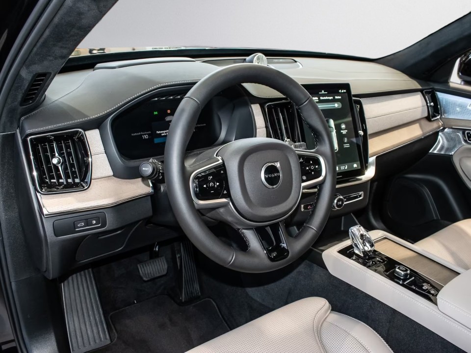 Volvo XC 90 T8 Recharge AWD Ultra Bright - foto 7