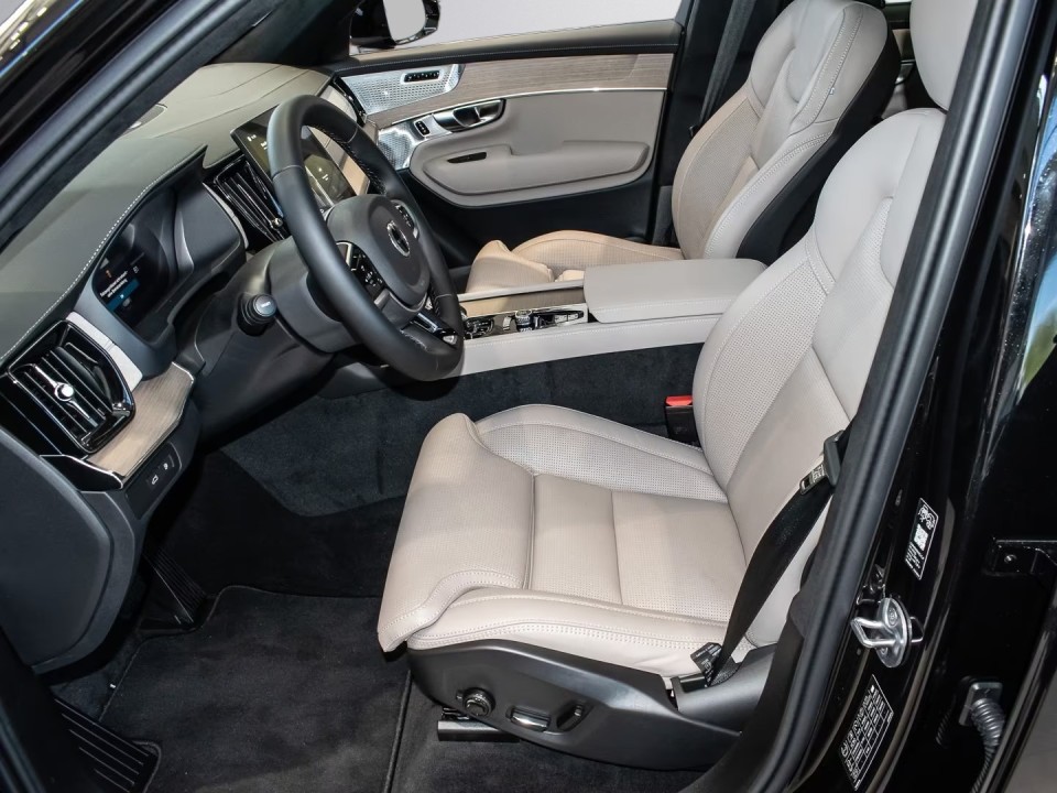 Volvo XC 90 T8 Recharge AWD Ultra Bright - foto 9