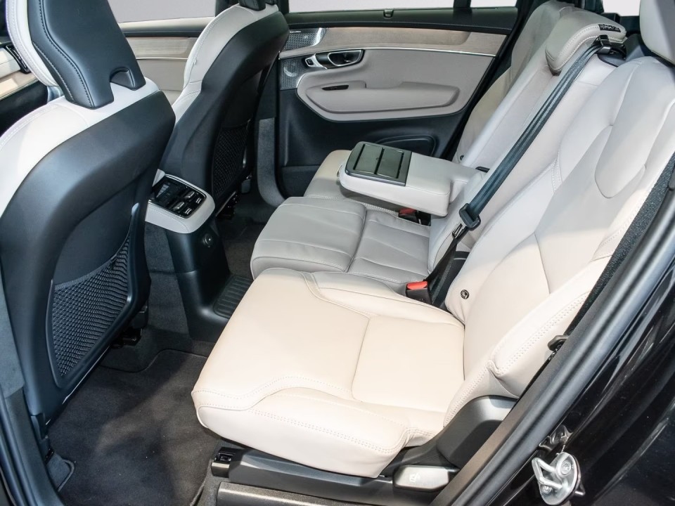 Volvo XC 90 T8 Recharge AWD Ultra Bright - foto 14
