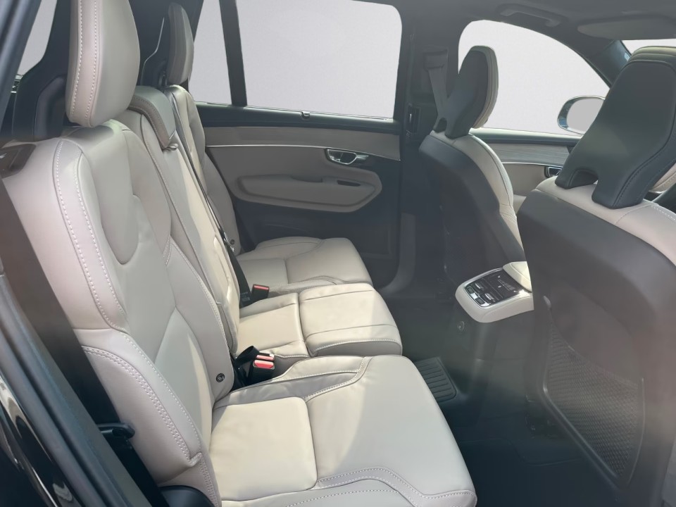Volvo XC 90 T8 AWD Ultra Dark - foto 11