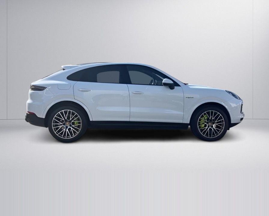Porsche Cayenne Coupe E-Hybrid Platinum Edition (2)