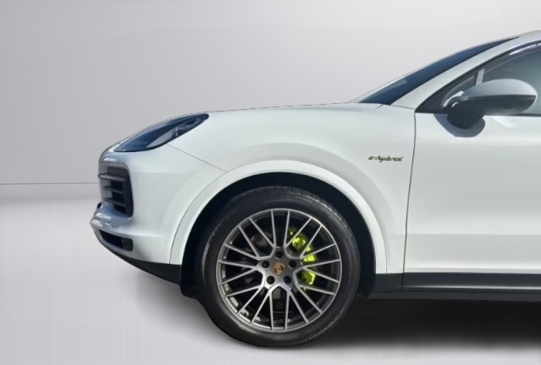 Porsche Cayenne Coupe E-Hybrid Platinum Edition - foto 22