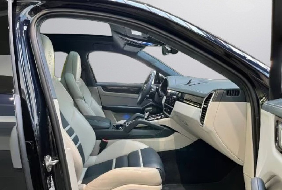 Porsche Cayenne Coupe E-Hybrid Platinum Edition - foto 12