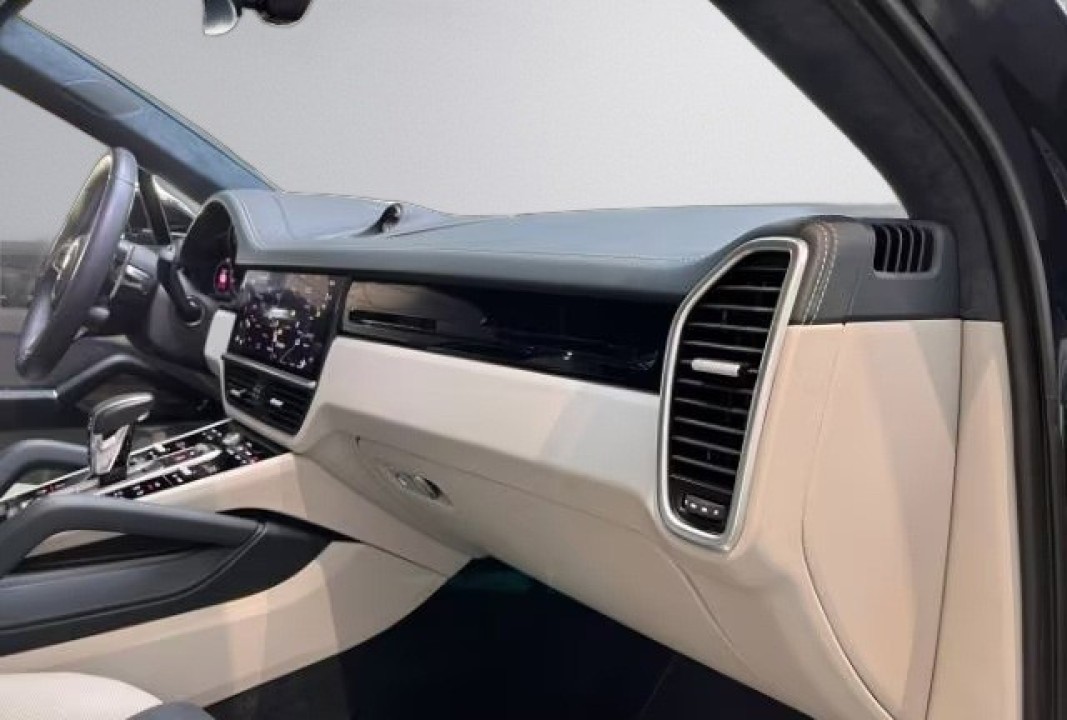 Porsche Cayenne Coupe E-Hybrid Platinum Edition - foto 13