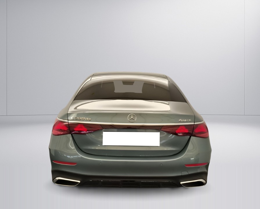 Mercedes-Benz E 300de 4MATIC AMG Line (4)
