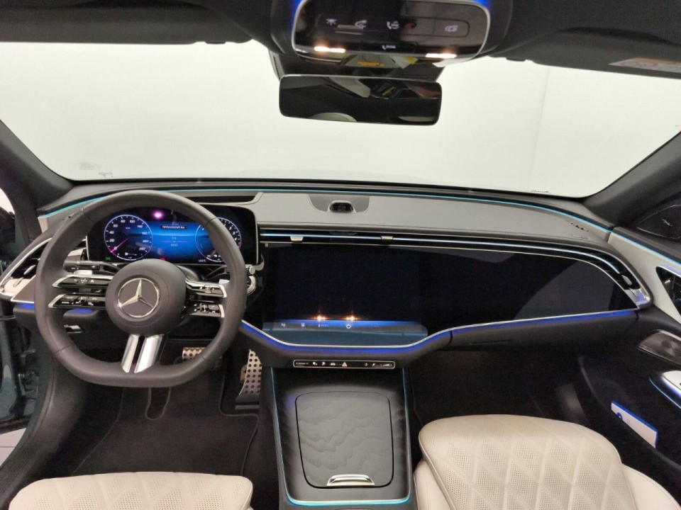 Mercedes-Benz E 300de 4MATIC AMG Line - foto 13