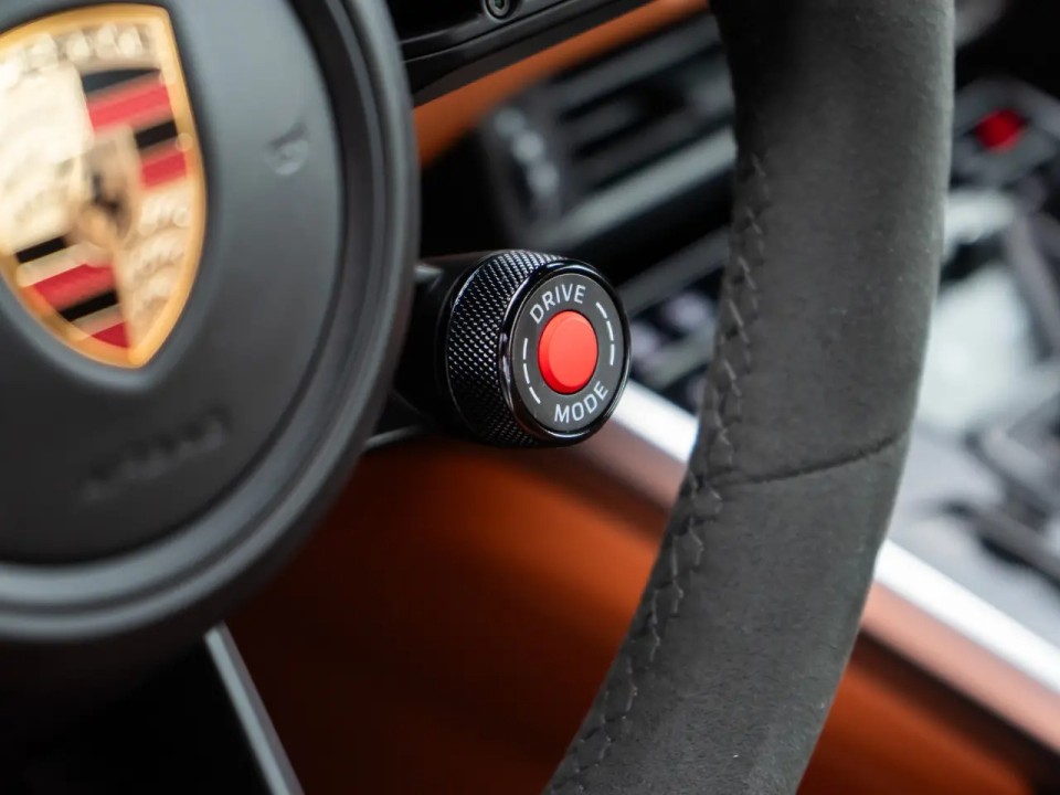 Porsche 911 Targa 4 GTS - foto 13