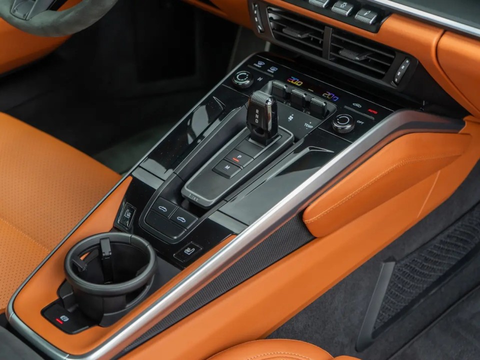 Porsche 911 Targa 4 GTS - foto 15