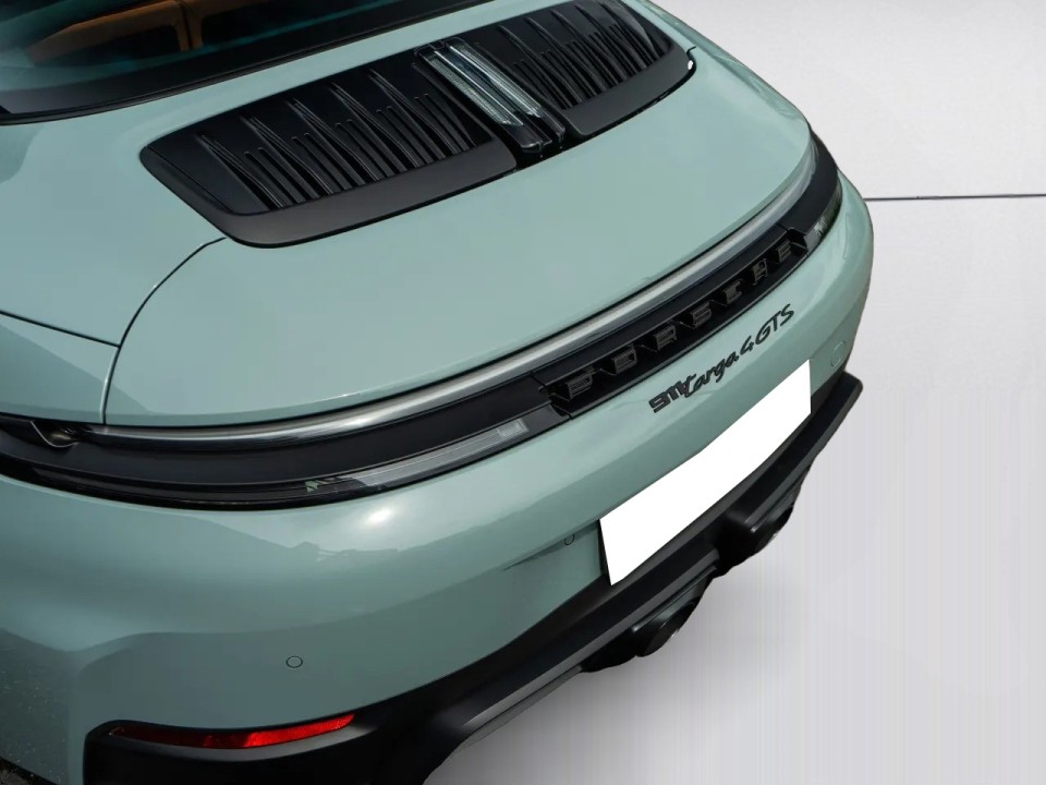 Porsche 911 Targa 4 GTS - foto 28
