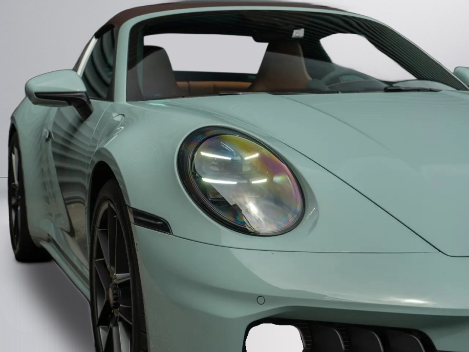 Porsche 911 Targa 4 GTS - foto 27