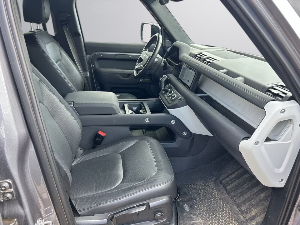 Land Rover Defender 110 D250 X-Dynamic - foto 7