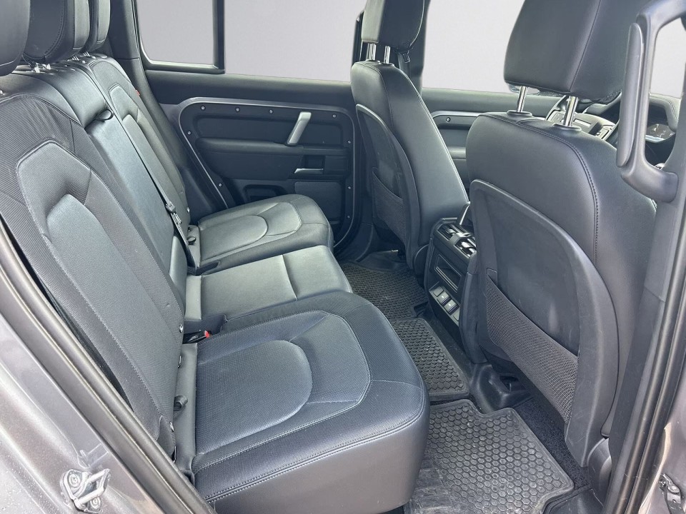 Land Rover Defender 110 D250 X-Dynamic - foto 8
