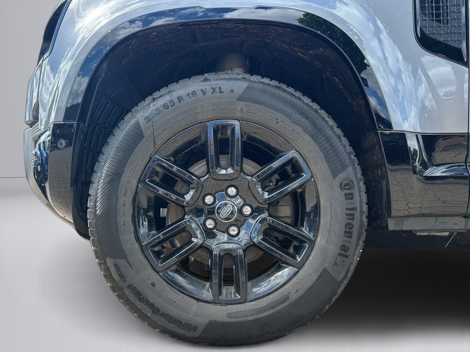 Land Rover Defender 110 D250 X-Dynamic - foto 11