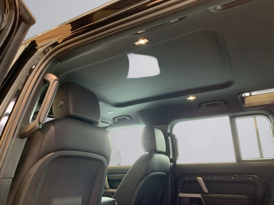 Land Rover Defender 110 D250 AWD - foto 20