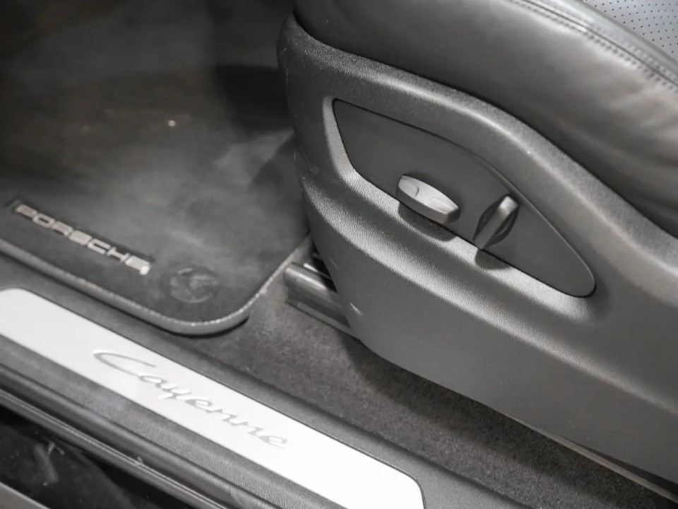 Porsche Cayenne E-Hybrid - foto 23