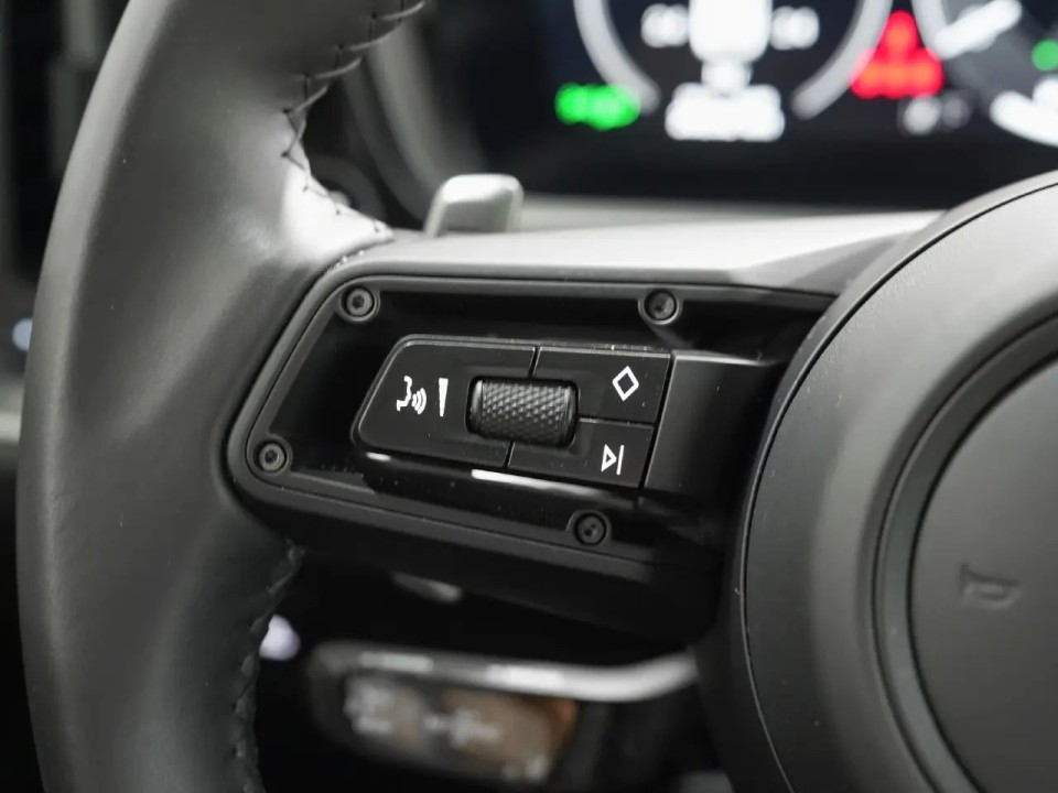 Porsche Cayenne E-Hybrid - foto 11