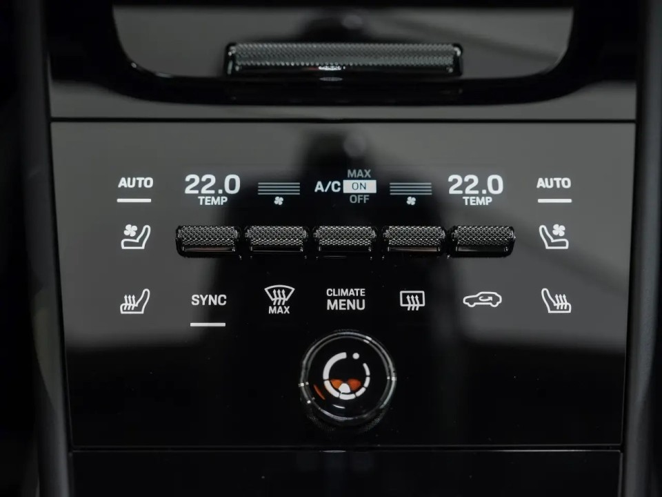 Porsche Cayenne E-Hybrid Black Edition - foto 17