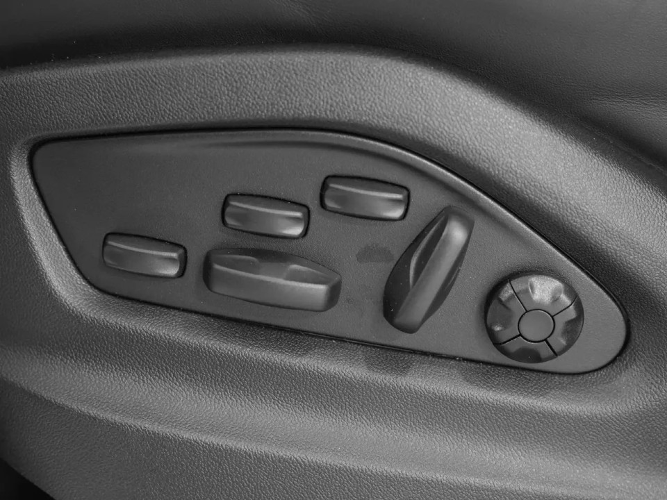 Porsche Cayenne E-Hybrid Black Edition - foto 24