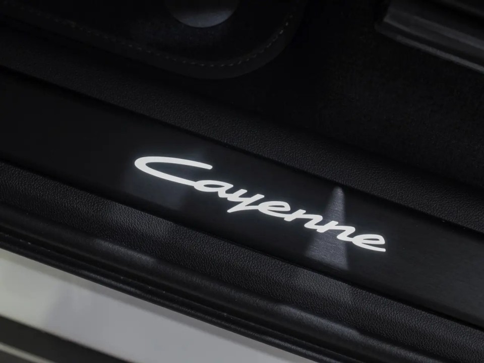 Porsche Cayenne E-Hybrid Black Edition - foto 25