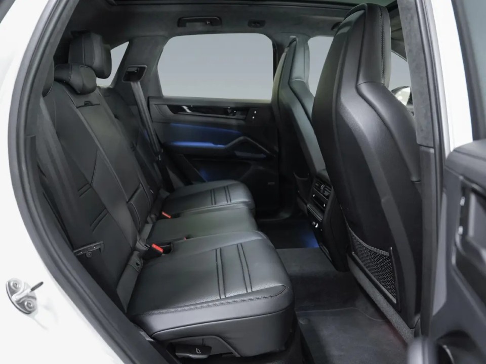 Porsche Cayenne E-Hybrid Black Edition - foto 21