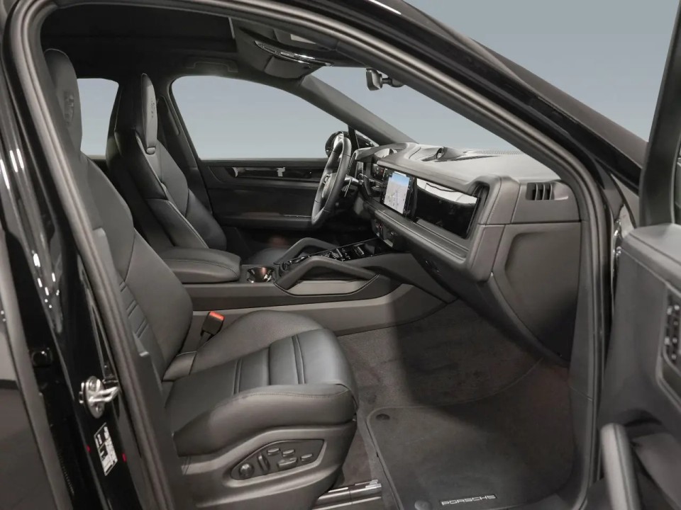 Porsche Cayenne Coupe E-Hybrid Black Edition - foto 9