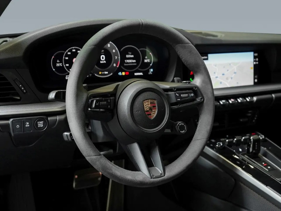 Porsche 911 Carrera - foto 6