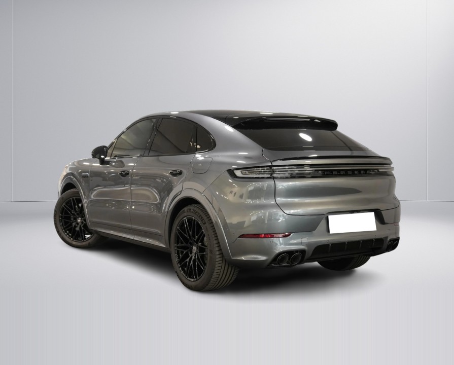 PORSCHE Cayenne Coupe 2026 — imagine 4