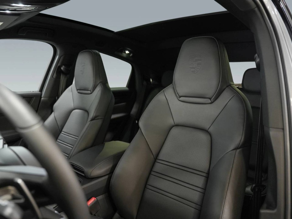 Porsche Cayenne Coupe E-Hybrid Black Edition - foto 7
