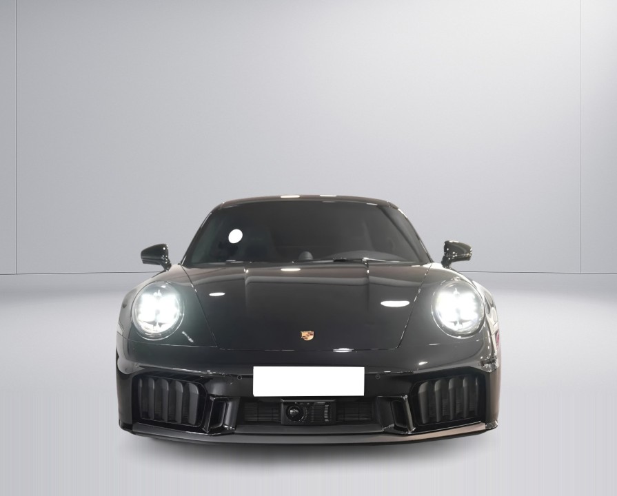 Porsche 911 Carrera 4 GTS (2)