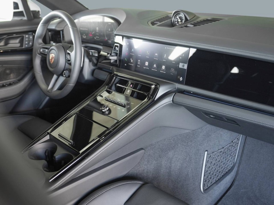 Porsche Panamera 4 E-Hybrid - foto 9