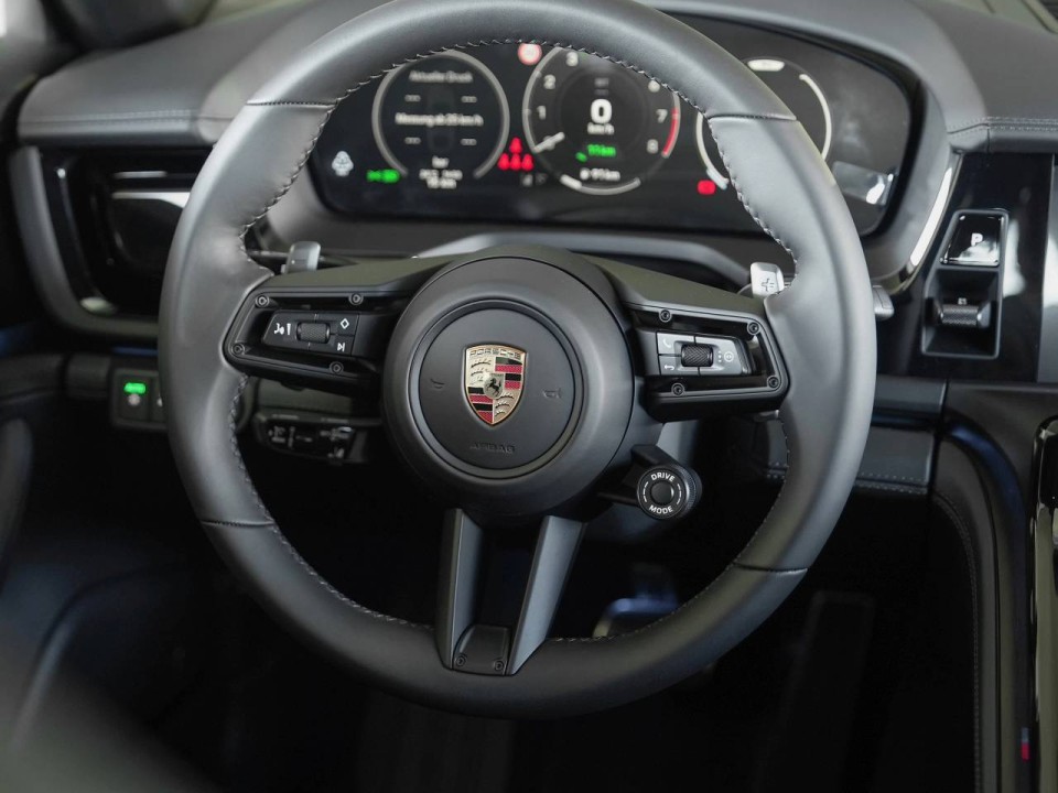 Porsche Panamera 4 E-Hybrid - foto 11
