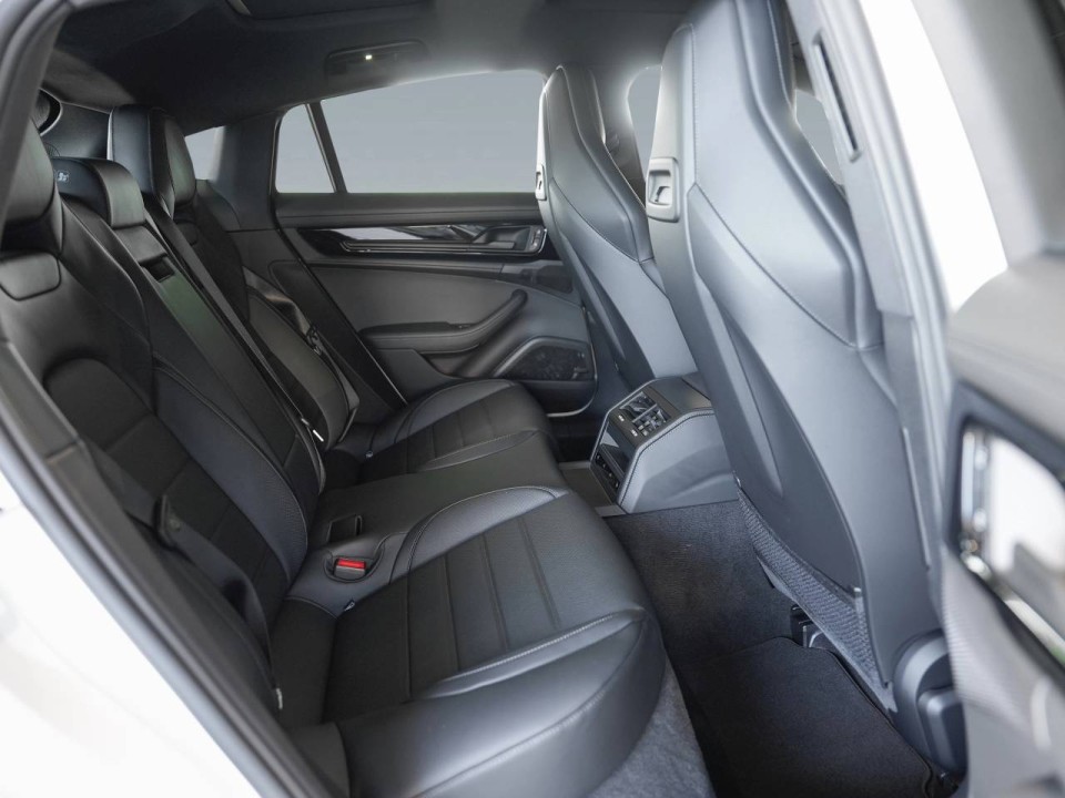 Porsche Panamera 4 E-Hybrid - foto 7